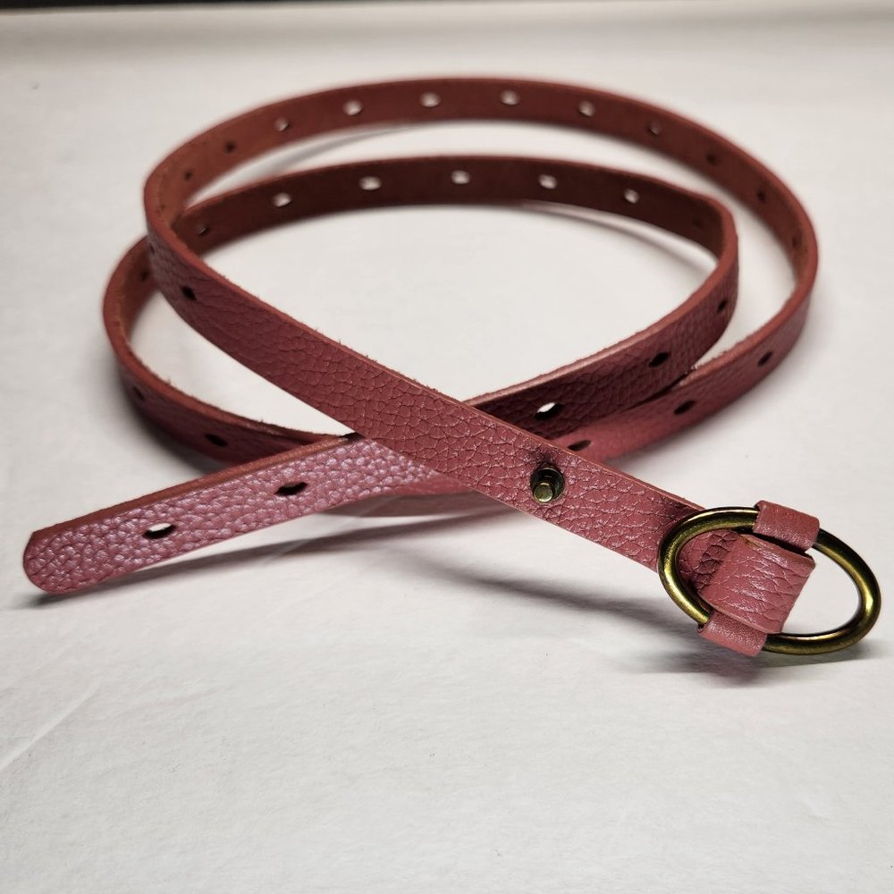 Woman’s Talbots Genuine Leather Belt Pink 43” length Size M